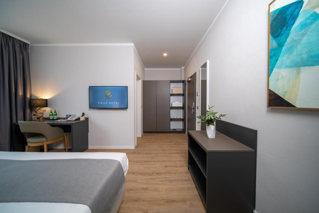 Emily Hotel Leipzig Neue Messe Exteriör bild