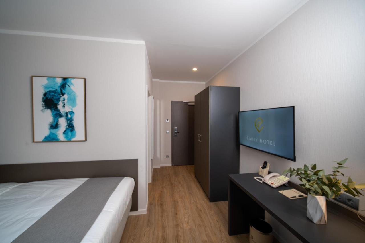 Emily Hotel Leipzig Neue Messe Exteriör bild