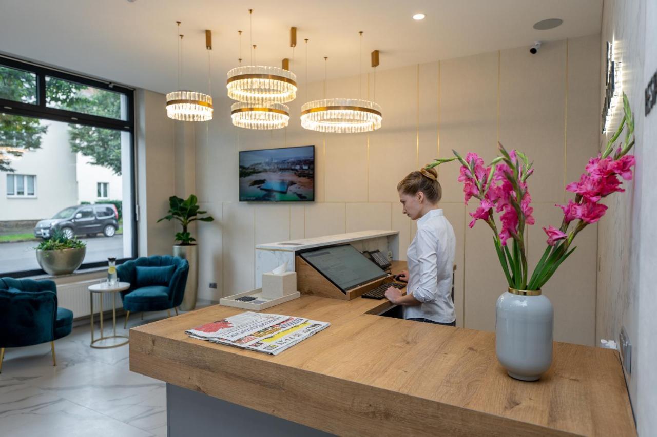 Emily Hotel Leipzig Neue Messe Exteriör bild