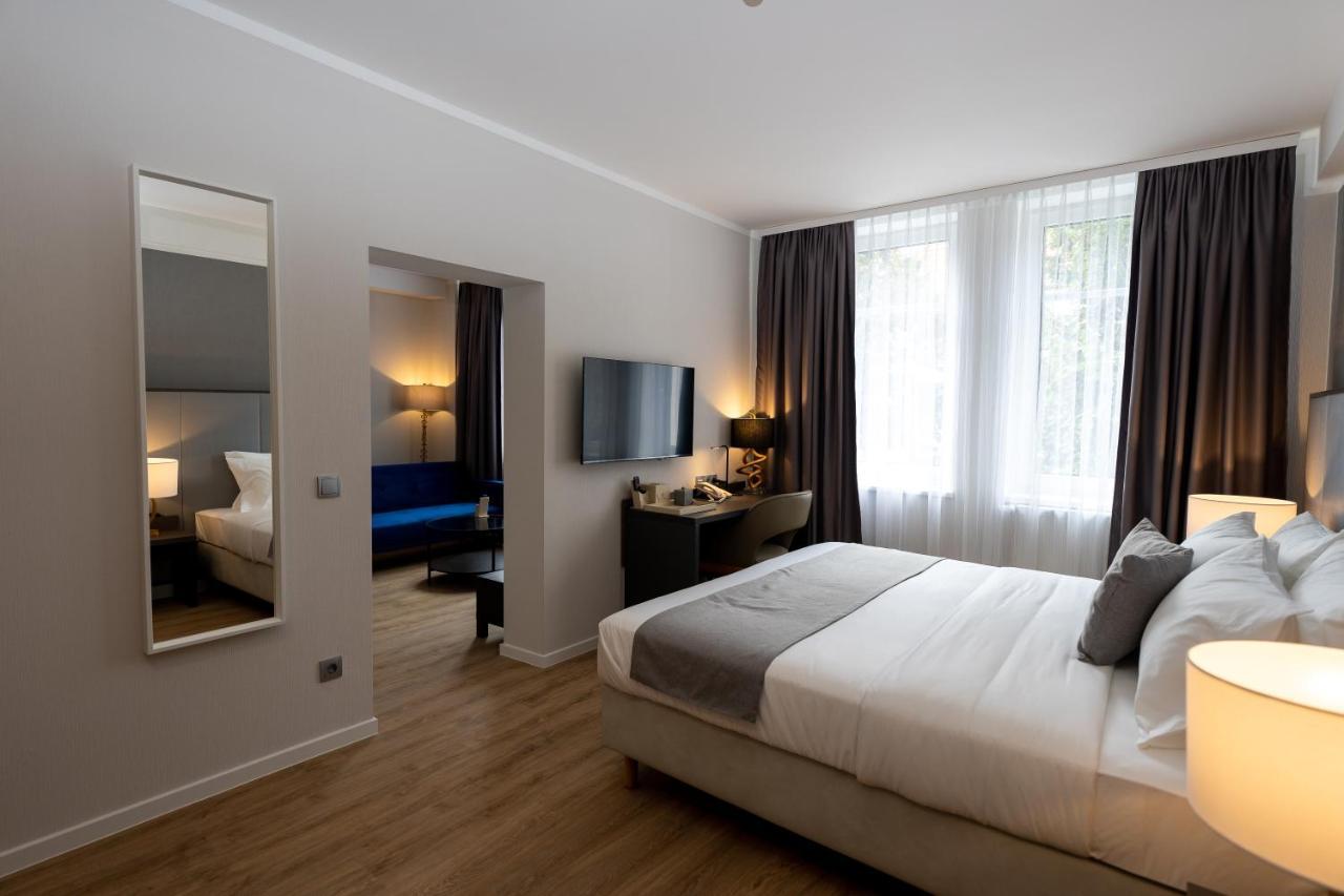 Emily Hotel Leipzig Neue Messe Exteriör bild